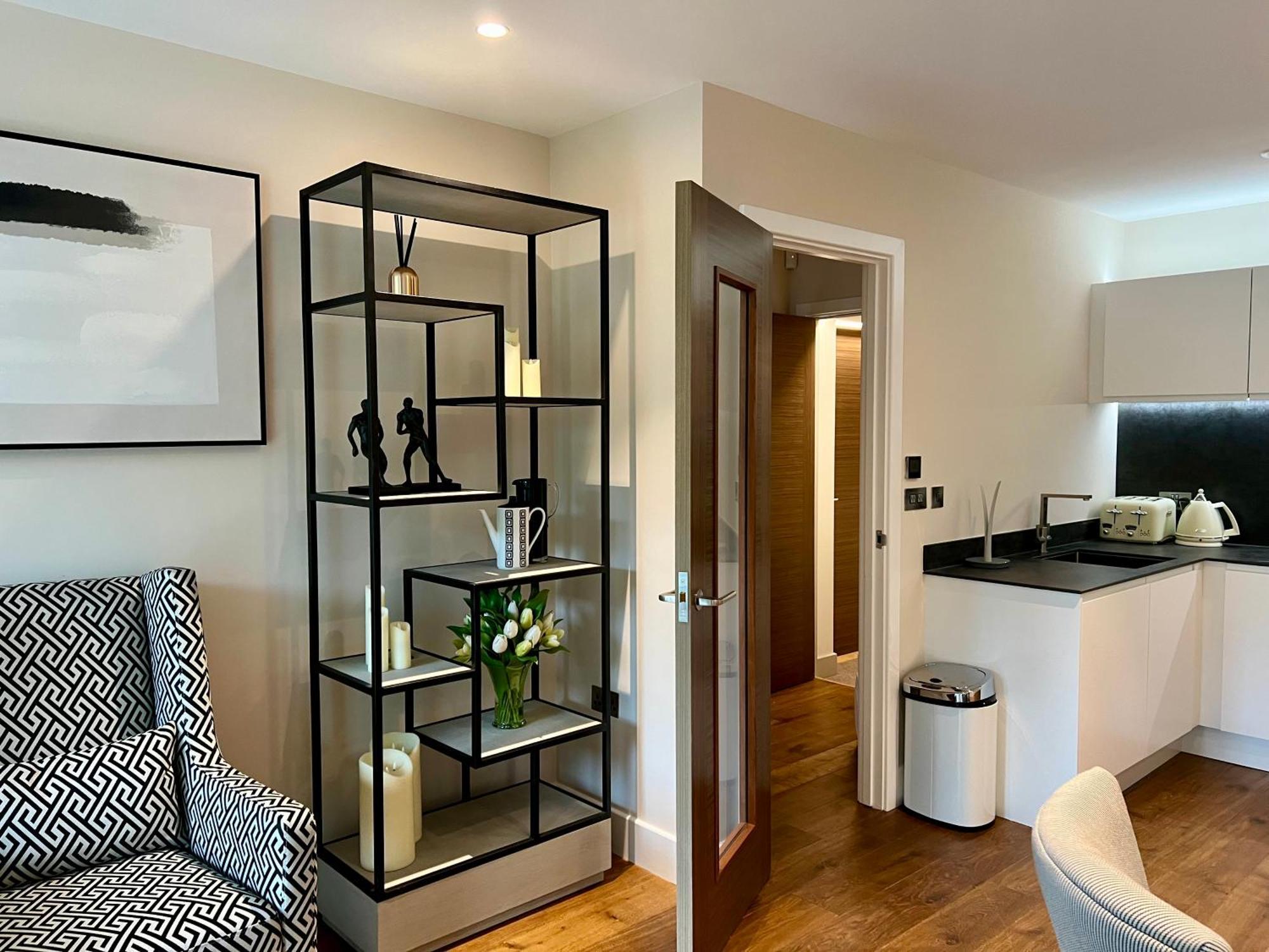 The Noir Blanc Retreat At Ryedale House Apartment York Luaran gambar